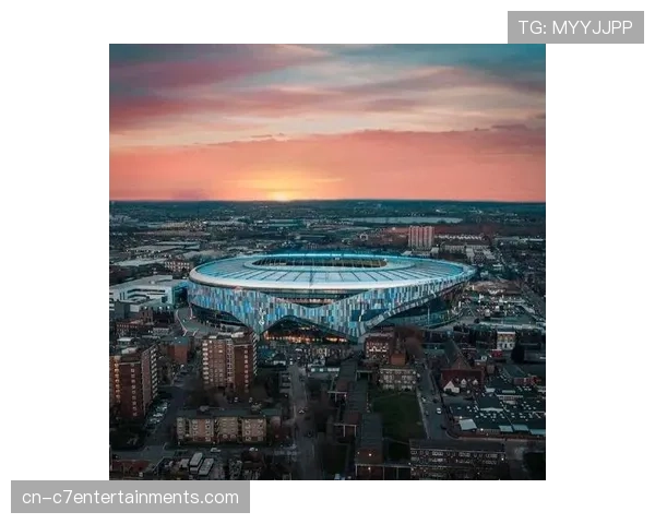 通讯：托特纳姆热刺球场宣布启动顶棚太阳能板扩建项目
